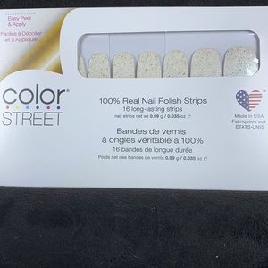 Color Street - Undercover